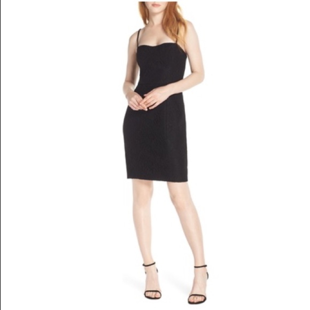 Moving! Make an offer! 🖤 Black sweetheart dress